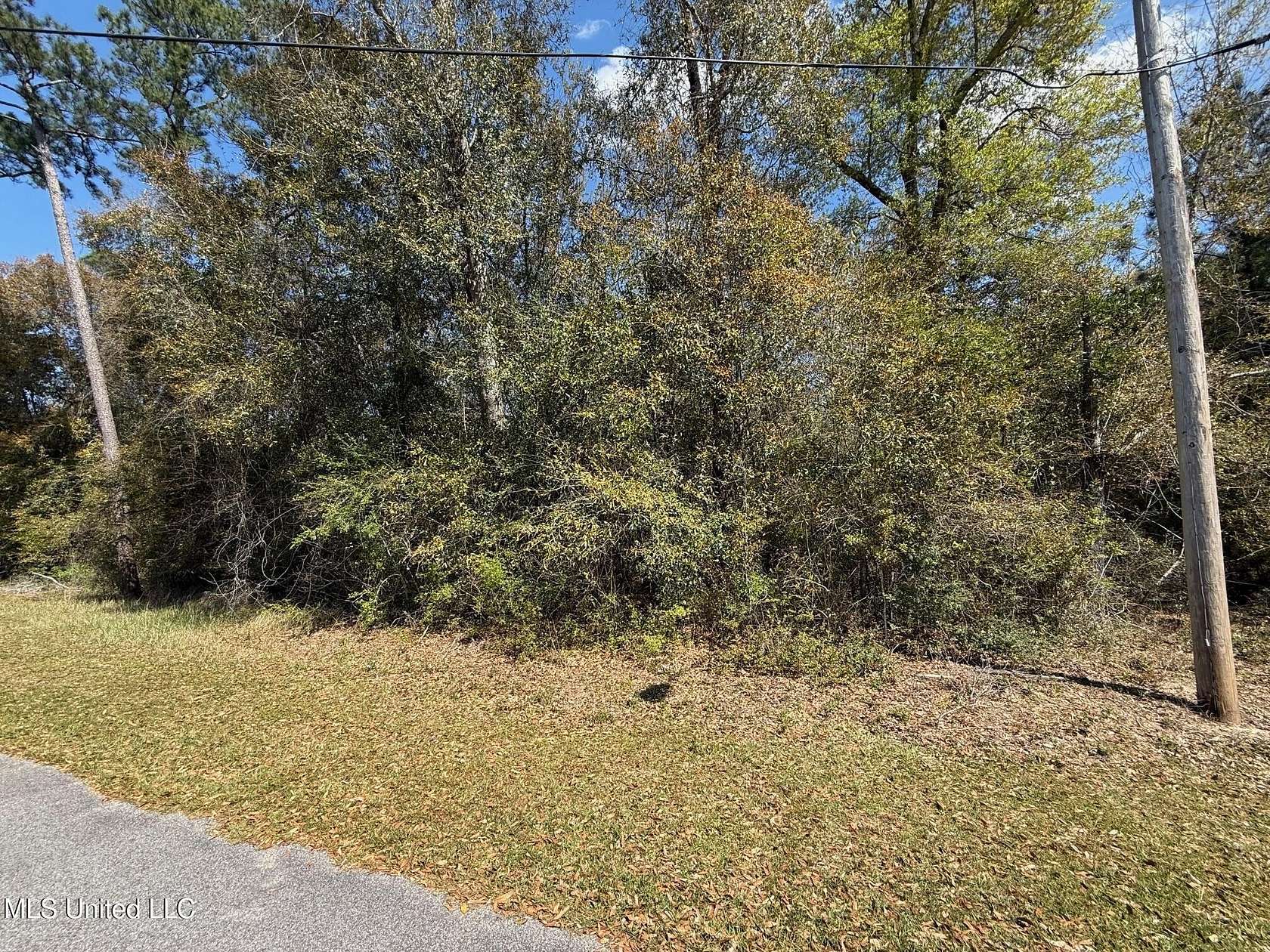 0.2 Acres of Residential Land for Sale in Diamondhead, Mississippi