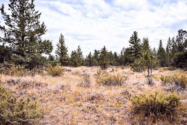 2.22 Acres of Residential Land for Sale in Bonanza, Oregon