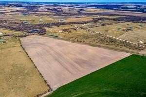 44 Acres of Agricultural Land for Sale in West, Texas