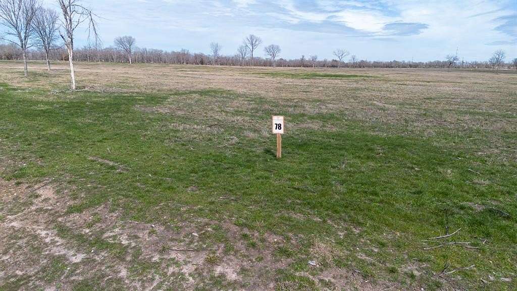1 Acre of Residential Land for Sale in Corsicana, Texas