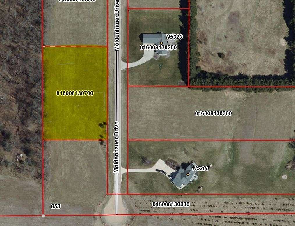 1.45 Acres of Residential Land for Sale in Princeton, Wisconsin