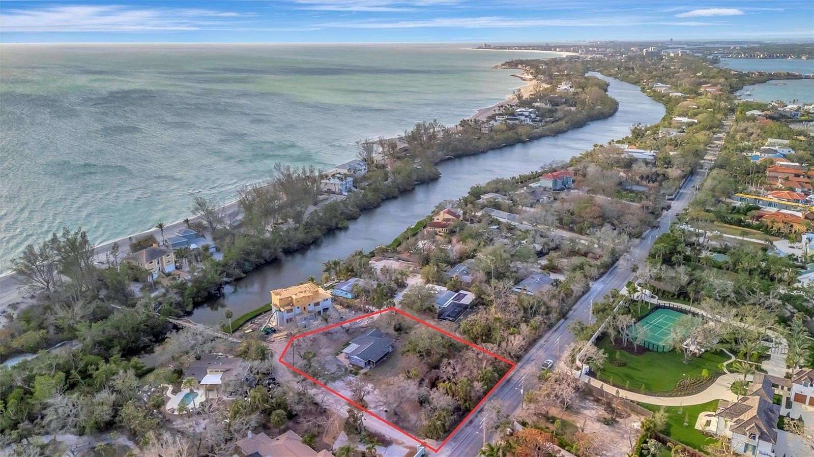 0.84 Acres of Residential Land for Sale in Sarasota, Florida