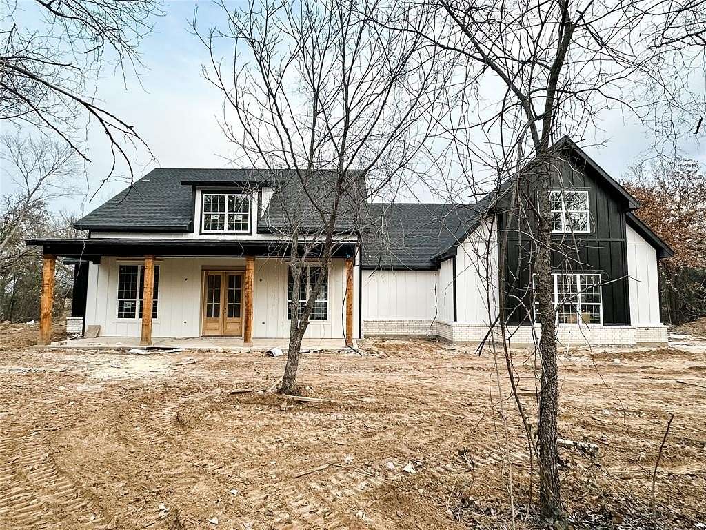 1.5 Acres of Residential Land with Home for Sale in Cleburne, Texas