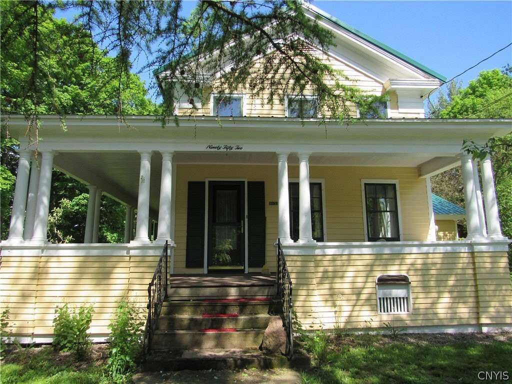 1.52 Acres of Residential Land with Home for Sale in Rome, New York