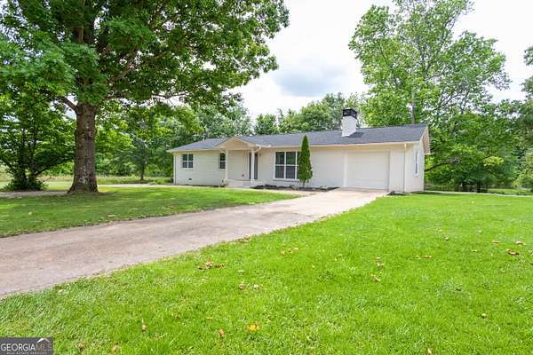 1.59 Acres of Residential Land with Home for Sale in Commerce, Georgia