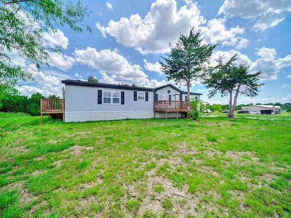 1.66 Acres of Residential Land with Home for Sale in Celeste, Texas