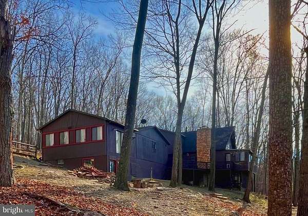 1.9 Acres of Residential Land with Home for Sale in Berkeley Springs, West Virginia