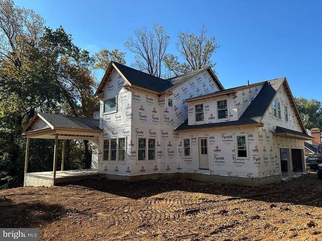 1.55 Acres of Residential Land with Home for Sale in Wayne, Pennsylvania