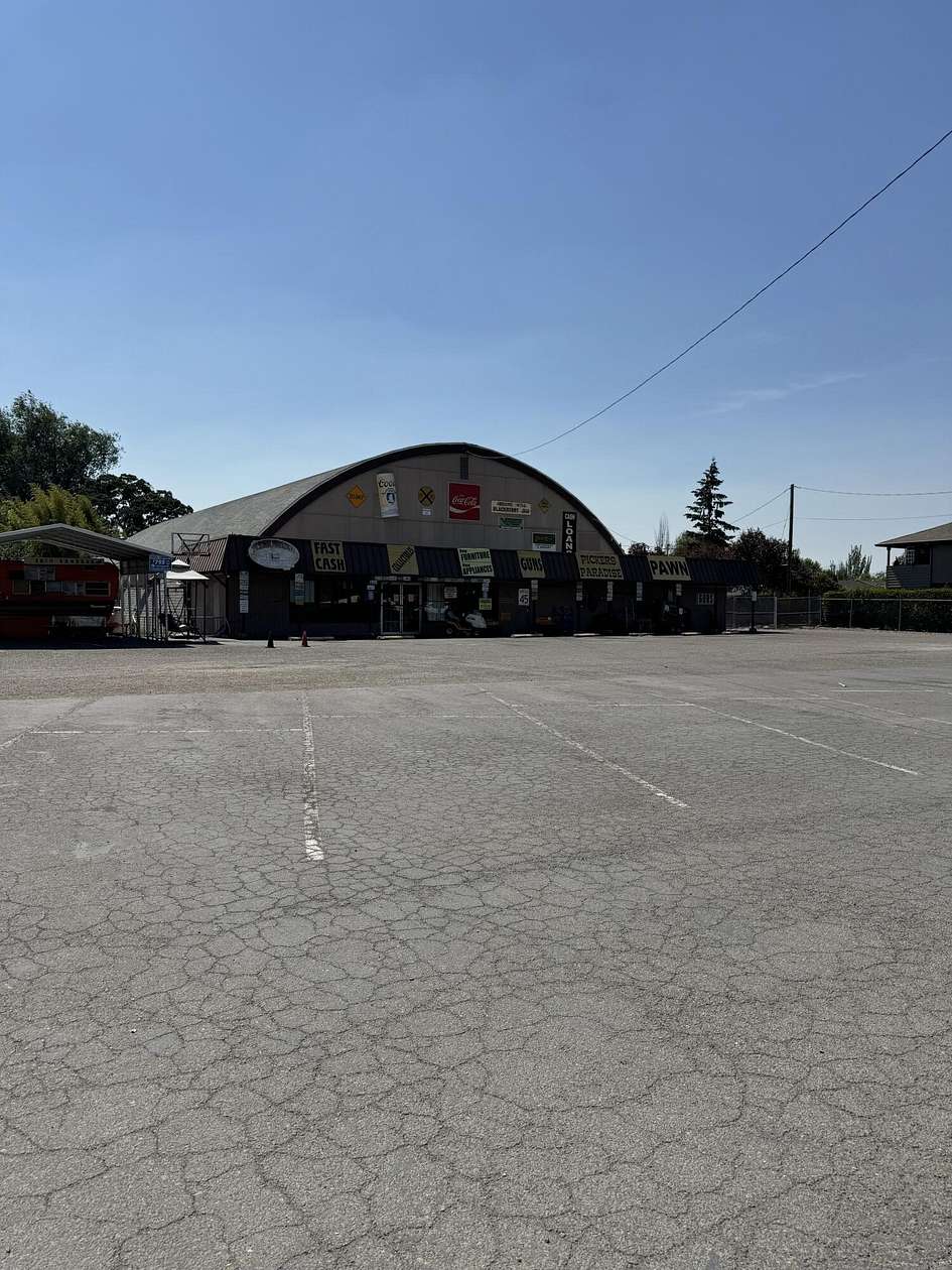 1.76 Acres of Mixed-Use Land for Sale in Medford, Oregon