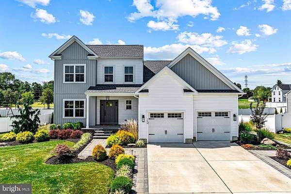 1.87 Acres of Residential Land with Home for Sale in Shamong Township, New Jersey