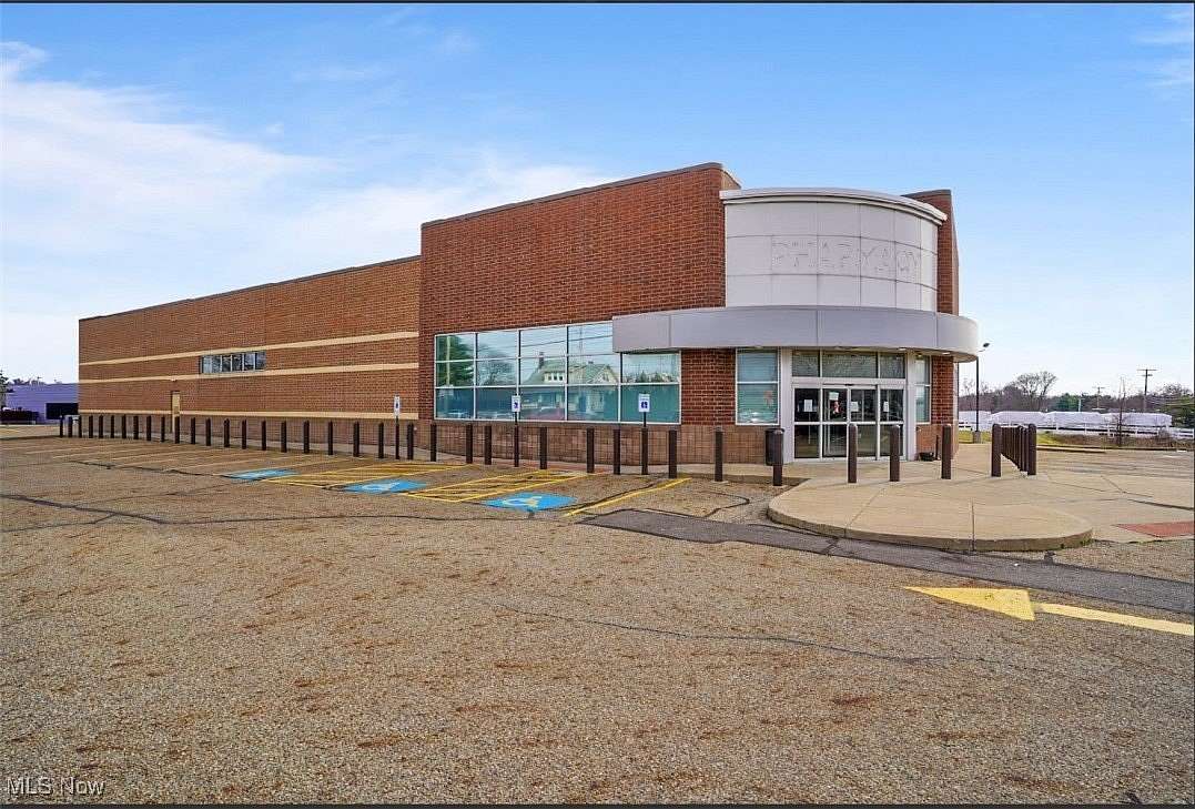 1.79 Acres of Mixed-Use Land for Sale in North Canton, Ohio