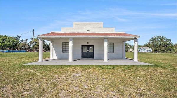 1.79 Acres of Improved Mixed-Use Land for Sale in Tampa, Florida