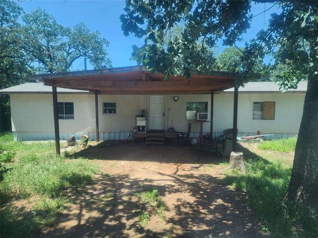 2 Acres of Residential Land with Home for Sale in Cleburne, Texas