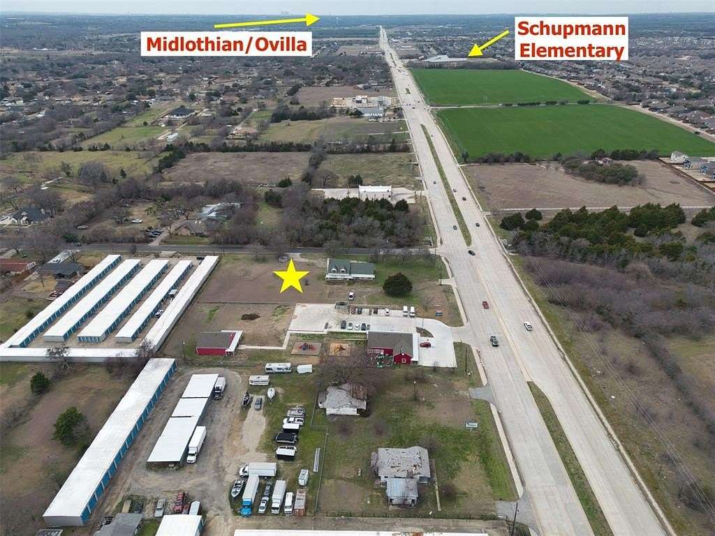 1.5 Acres of Commercial Land for Sale in Red Oak, Texas
