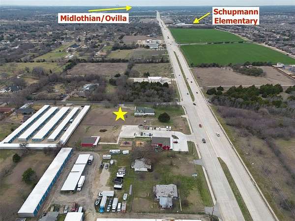 1.5 Acres of Commercial Land for Sale in Red Oak, Texas