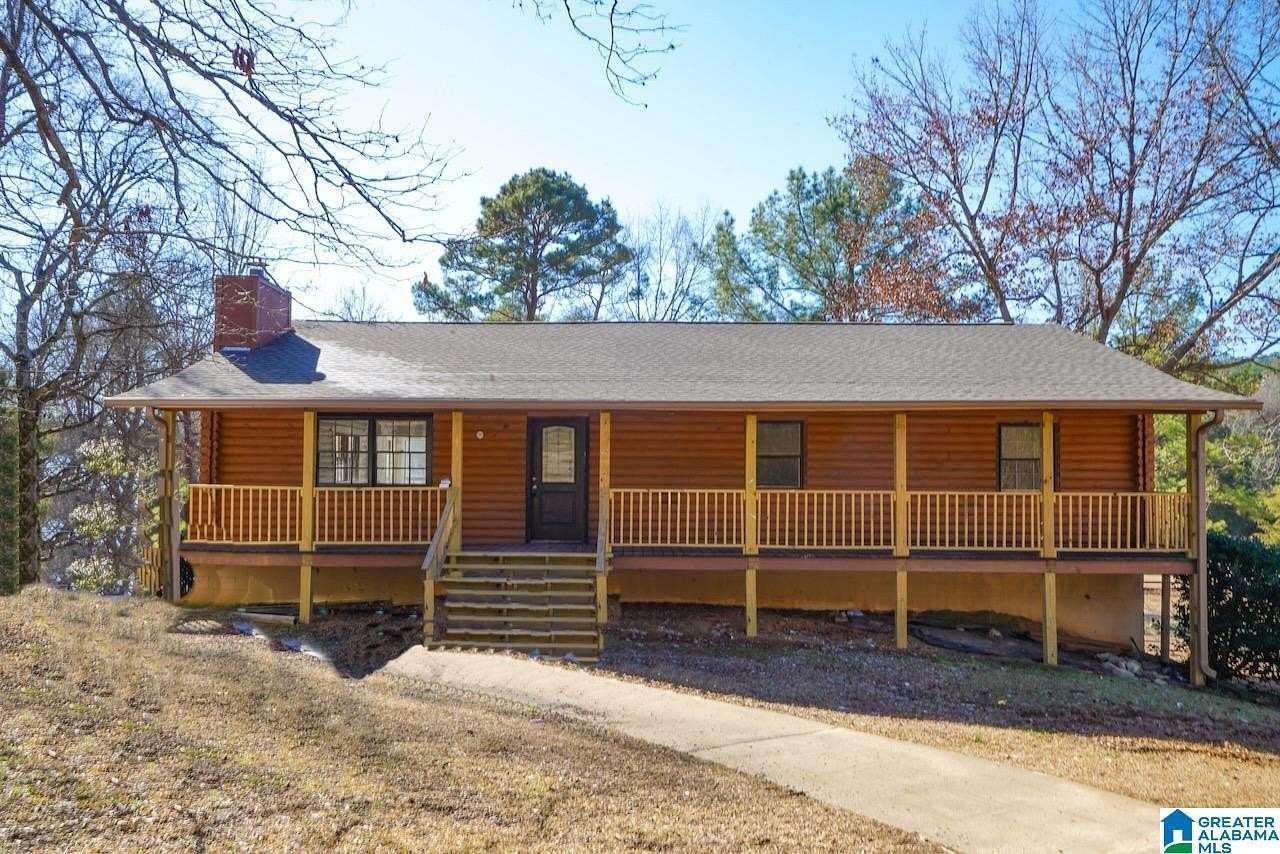 1.5 Acres of Residential Land with Home for Sale in Centreville, Alabama