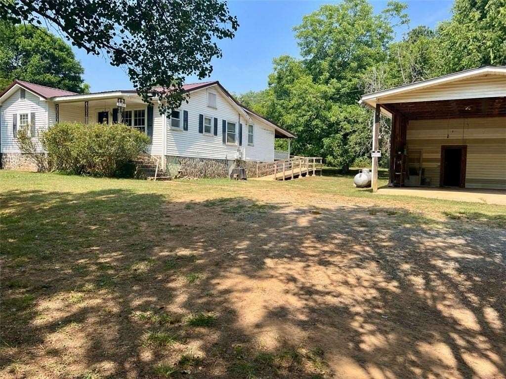 1.75 Acres of Residential Land with Home for Sale in Lindale, Georgia