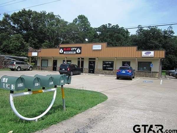 1.5 Acres of Improved Mixed-Use Land for Sale in Mineola, Texas