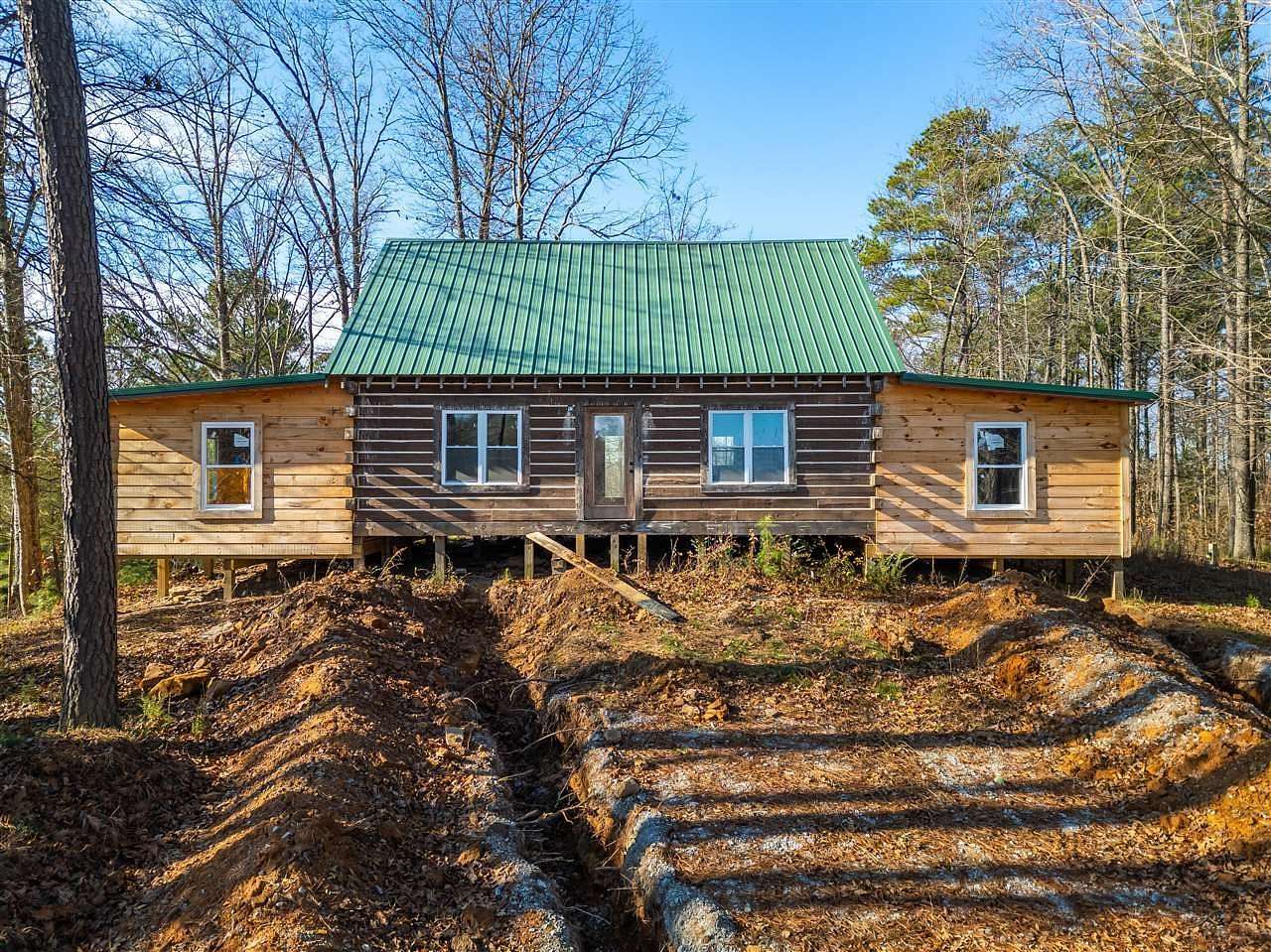 1.63 Acres of Residential Land with Home for Sale in Dunmor, Kentucky