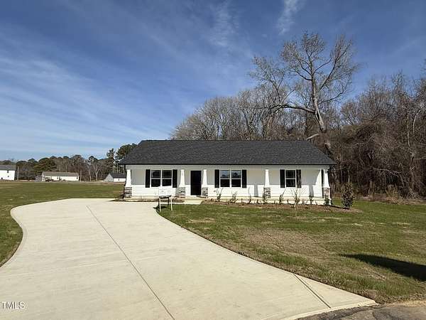 1.72 Acres of Residential Land with Home for Sale in Selma, North Carolina