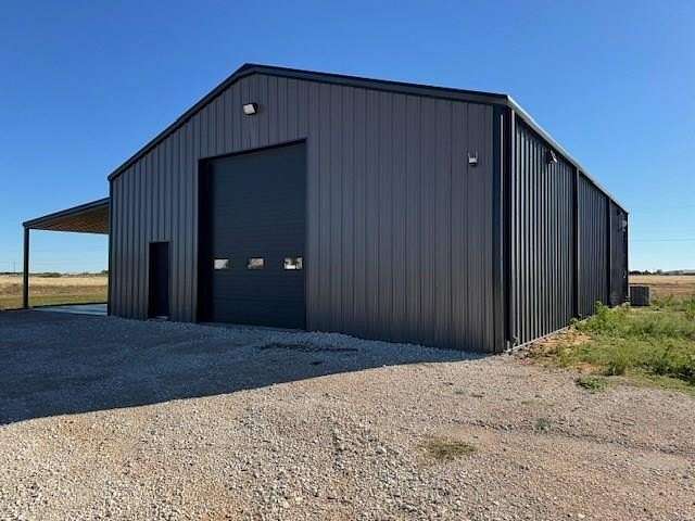 1.58 Acres of Improved Residential Land for Sale in Seminole, Texas