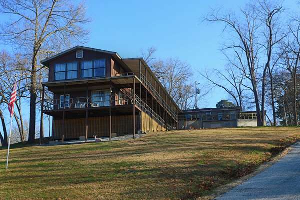 1.66 Acres of Improved Mixed-Use Land for Sale in Forsyth, Missouri