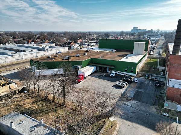 1.67 Acres of Improved Commercial Land for Sale in St. Louis, Missouri