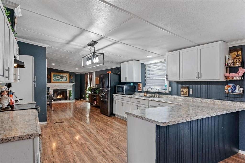 1.56 Acres of Residential Land with Home for Sale in Wills Point, Texas