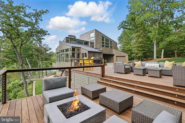 1.53 Acres of Residential Land with Home for Sale in Arnold, Maryland