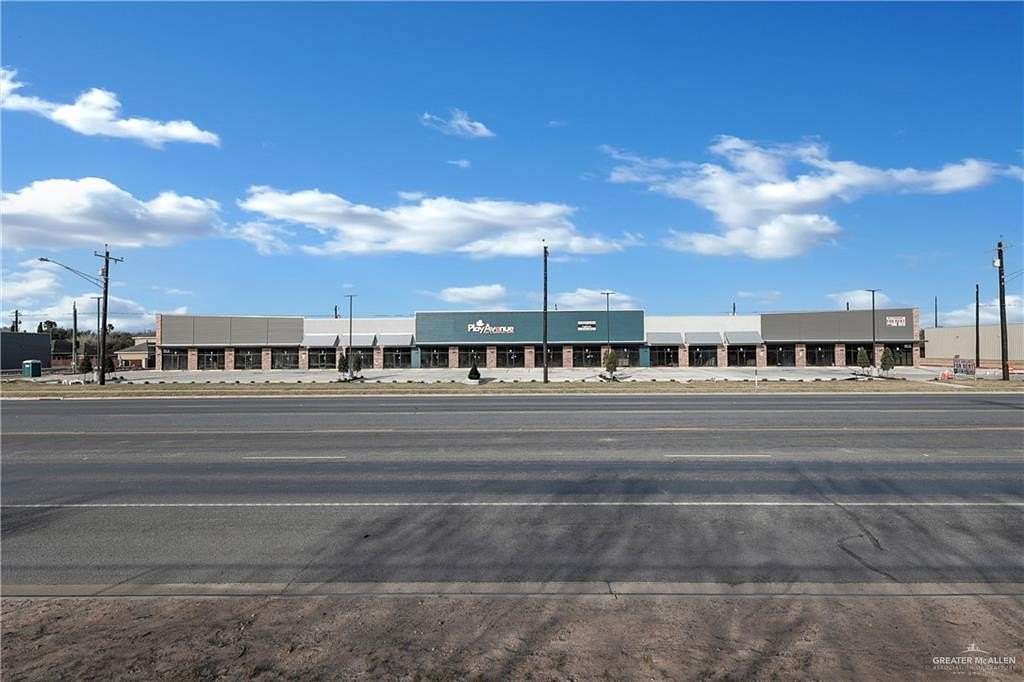 1.5 Acres of Improved Commercial Land for Sale in Edinburg, Texas