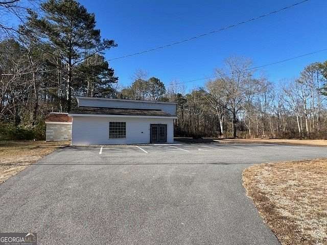 1.9 Acres of Improved Commercial Land for Sale in Jackson, Georgia
