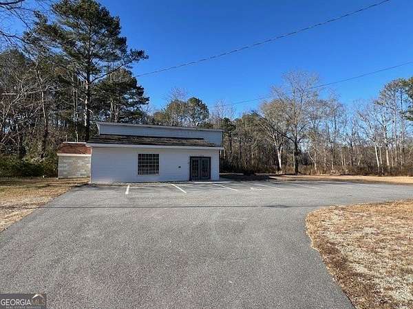 1.9 Acres of Improved Commercial Land for Sale in Jackson, Georgia
