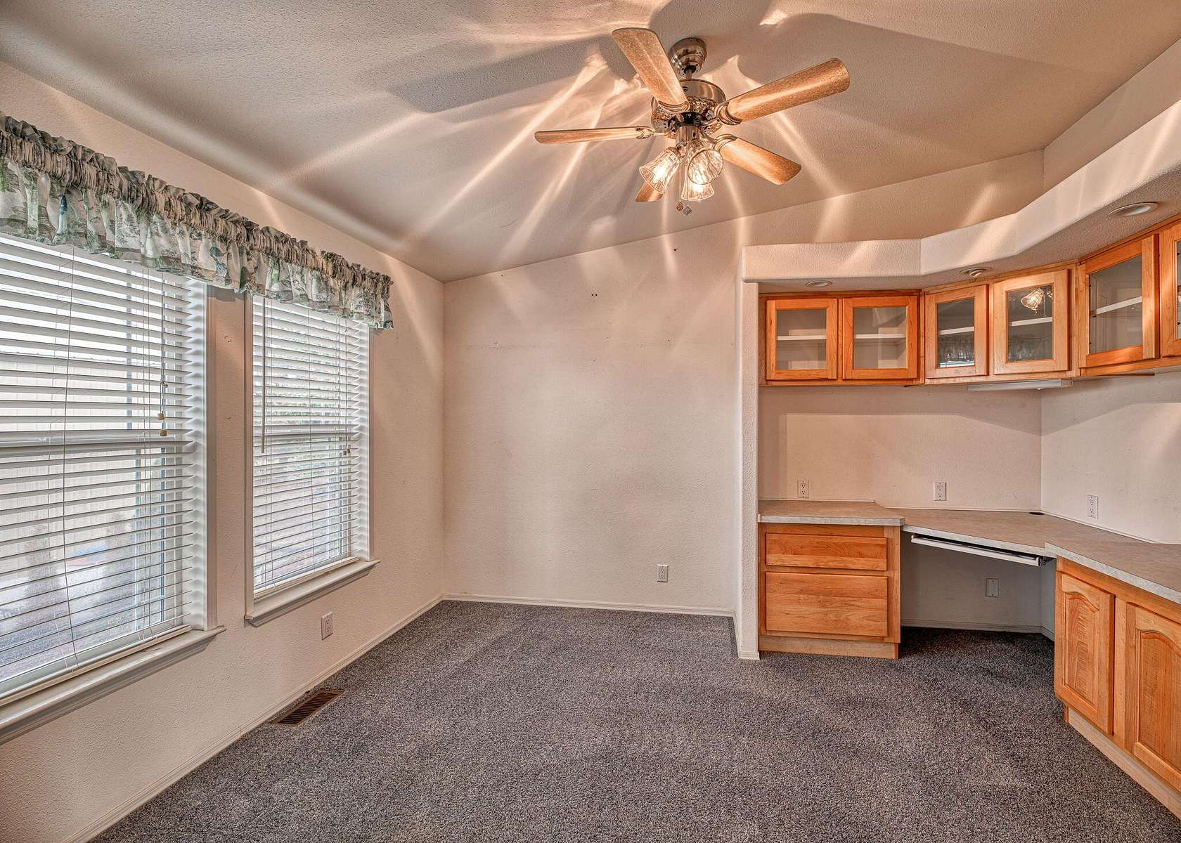 1.86 Acres of Residential Land with Home for Sale in Prineville, Oregon