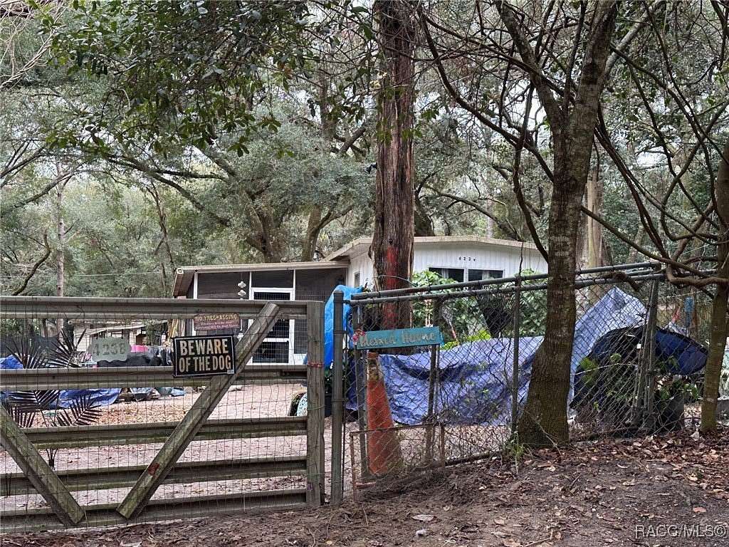 1.58 Acres of Residential Land for Sale in Inverness, Florida