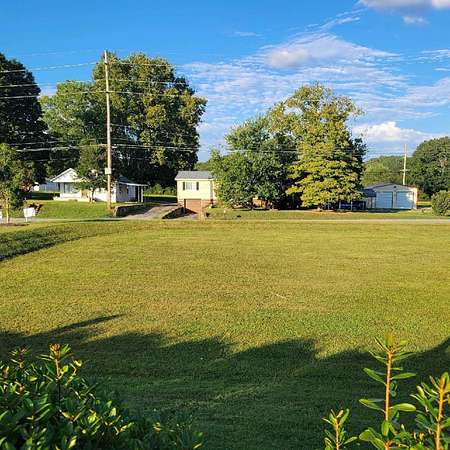2 Acres of Residential Land with Home for Sale in Hixson, Tennessee