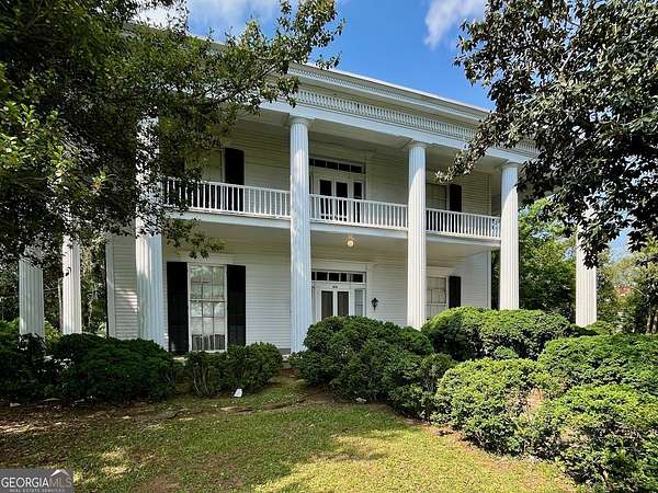 1.84 Acres of Residential Land with Home for Sale in LaGrange, Georgia