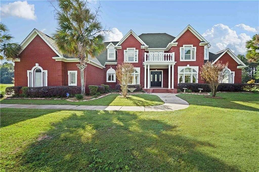 1.89 Acres of Land with Home for Sale in Mobile, Alabama