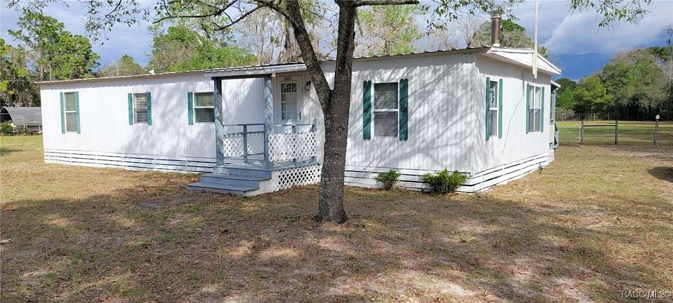 1.89 Acres of Residential Land with Home for Sale in Homosassa, Florida