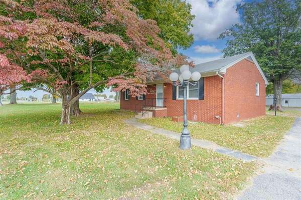 1.63 Acres of Residential Land with Home for Sale in Owensboro, Kentucky