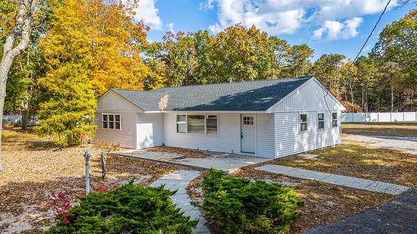 1.54 Acres of Residential Land with Home for Sale in Cape May Court House, New Jersey