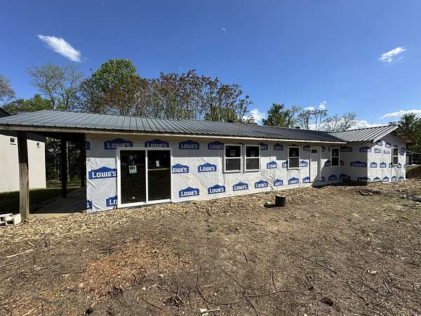 1.6 Acres of Residential Land with Home for Sale in Stearns, Kentucky