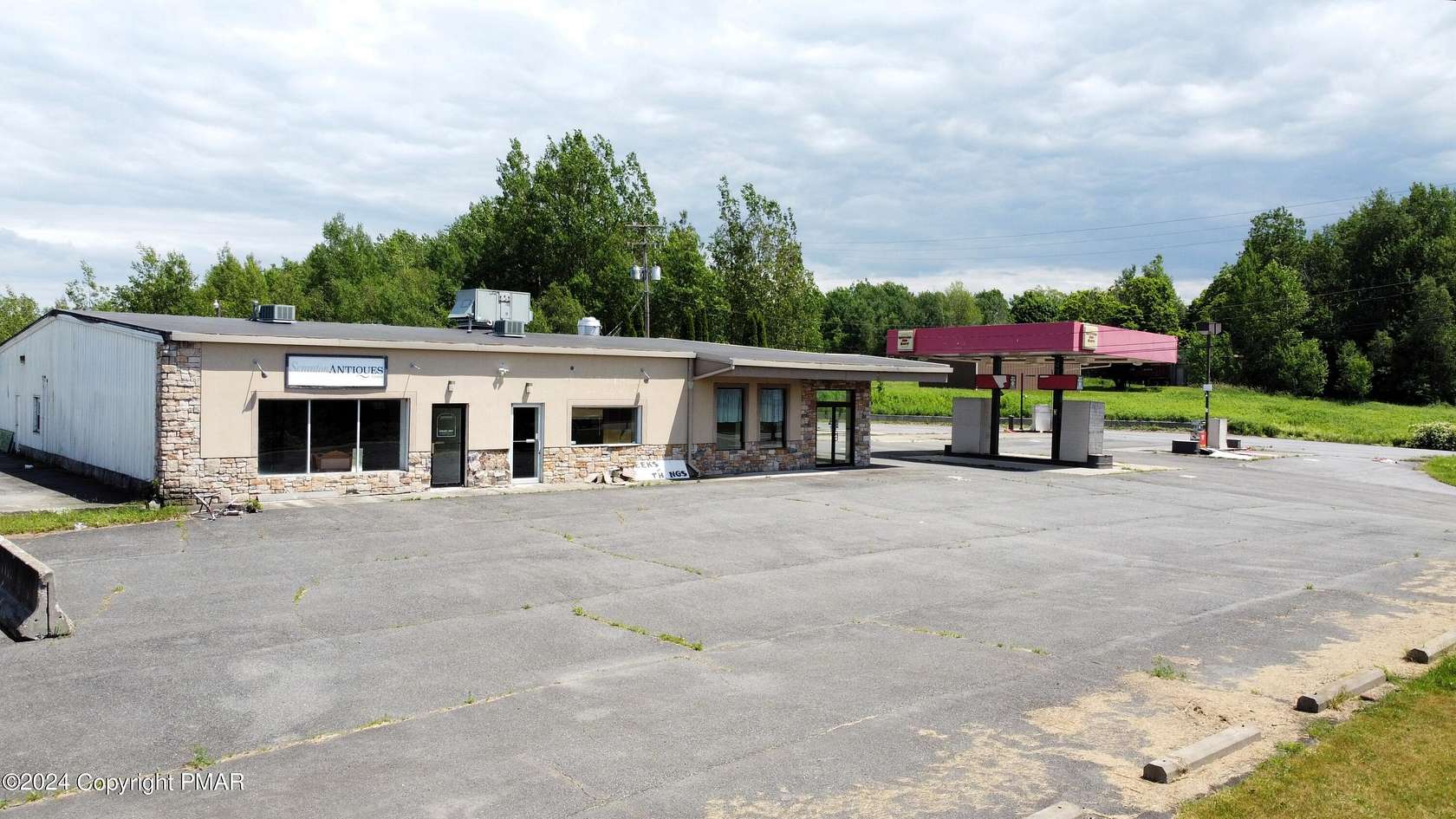 1.7 Acres of Improved Commercial Land for Sale in Covington Township, Pennsylvania