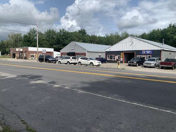 2 Acres of Improved Commercial Land for Sale in Waterboro, Maine