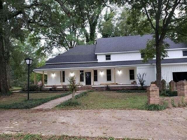 1.6 Acres of Residential Land with Home for Sale in New Albany, Mississippi