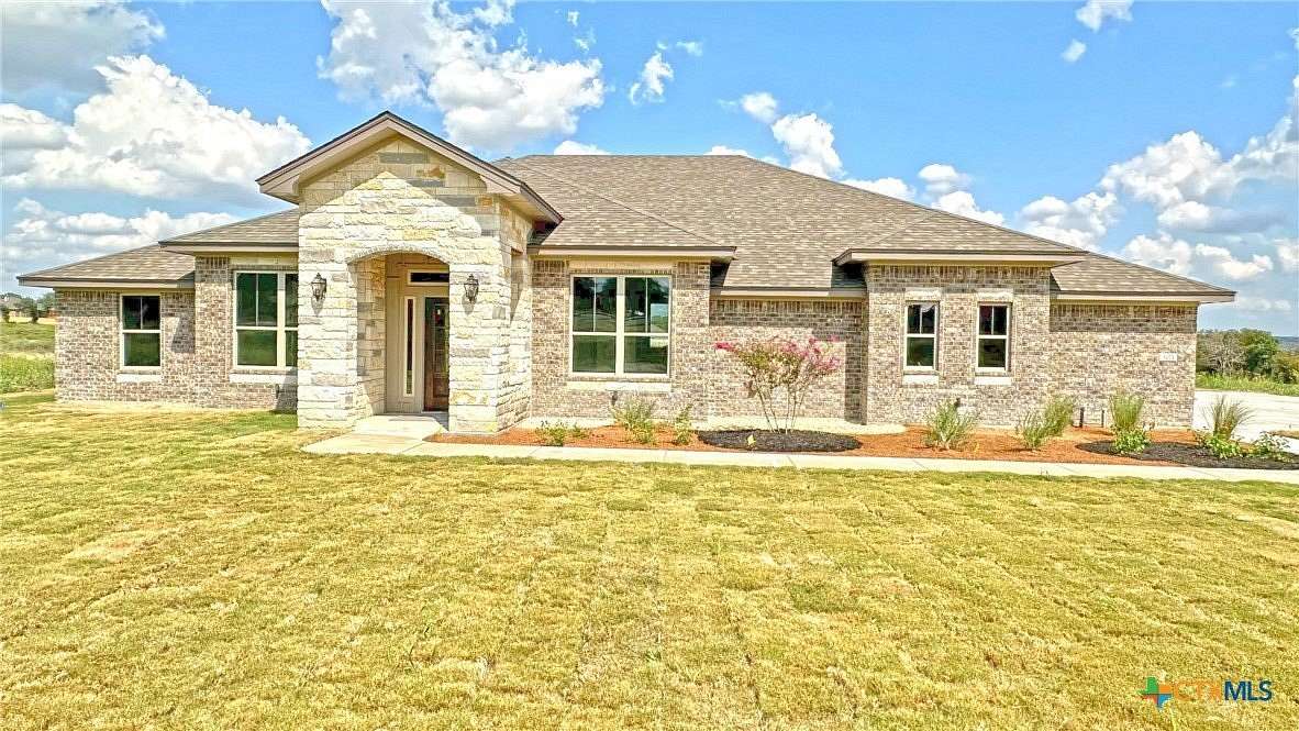 1.79 Acres of Residential Land with Home for Sale in Copperas Cove, Texas