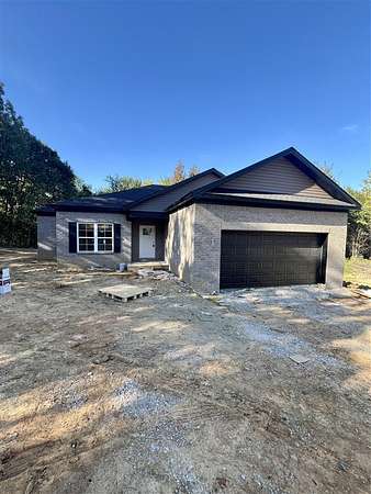 1.84 Acres of Residential Land with Home for Sale in Bowling Green, Kentucky