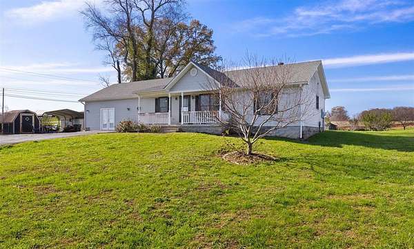 1.8 Acres of Land with Home for Sale in Bowling Green, Kentucky