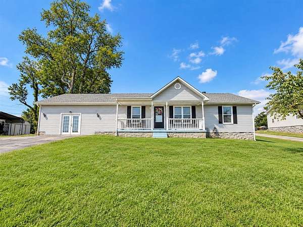 1.8 Acres of Land with Home for Sale in Bowling Green, Kentucky