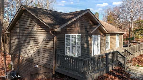 1.6 Acres of Residential Land with Home for Sale in Jamestown, Kentucky