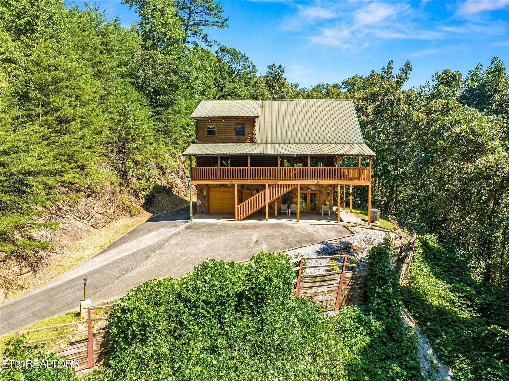 1.66 Acres of Residential Land with Home for Sale in Pigeon Forge, Tennessee